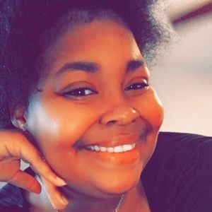 Meet your Posher, Corrina